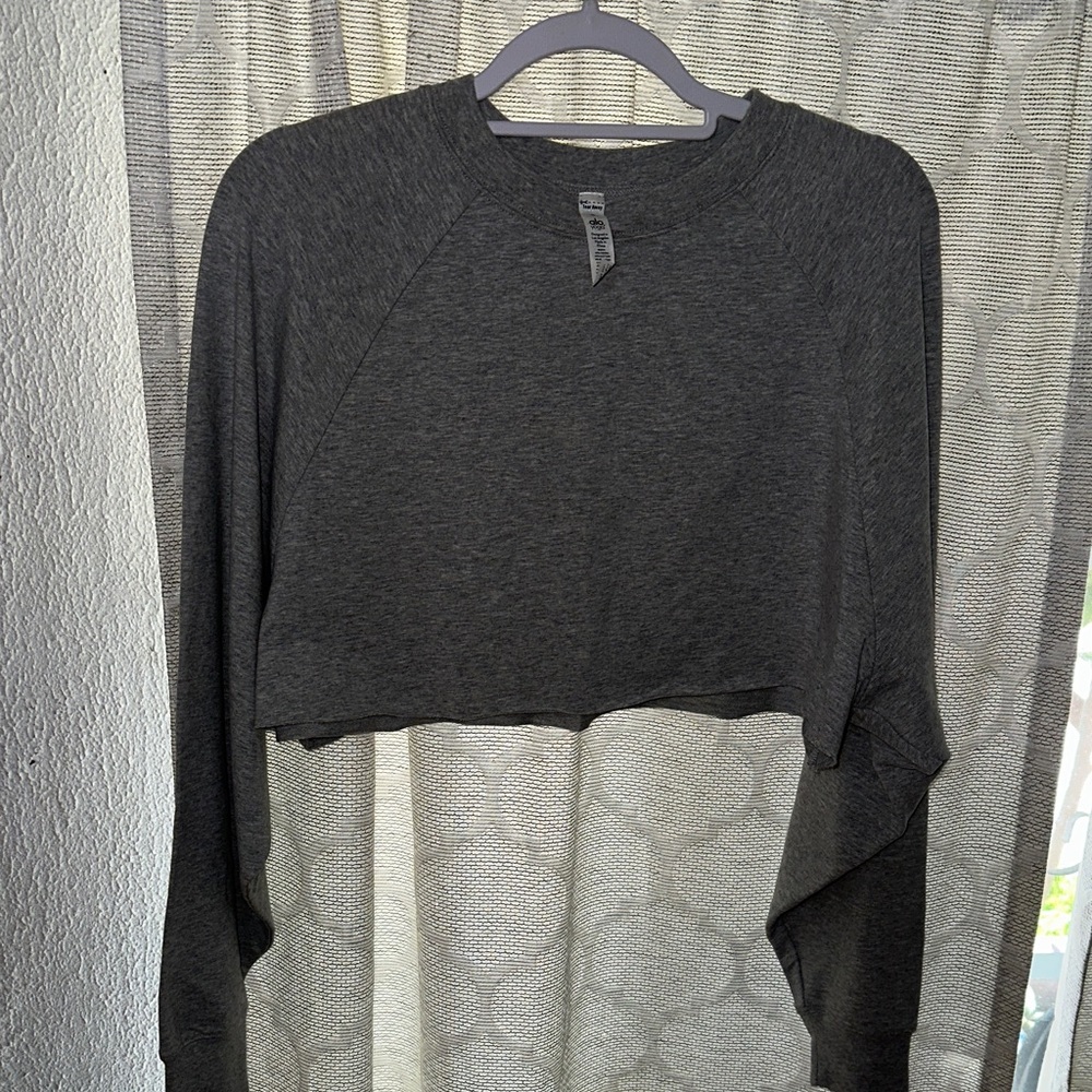 Charcoal Gray Women's Cropped Top alo
